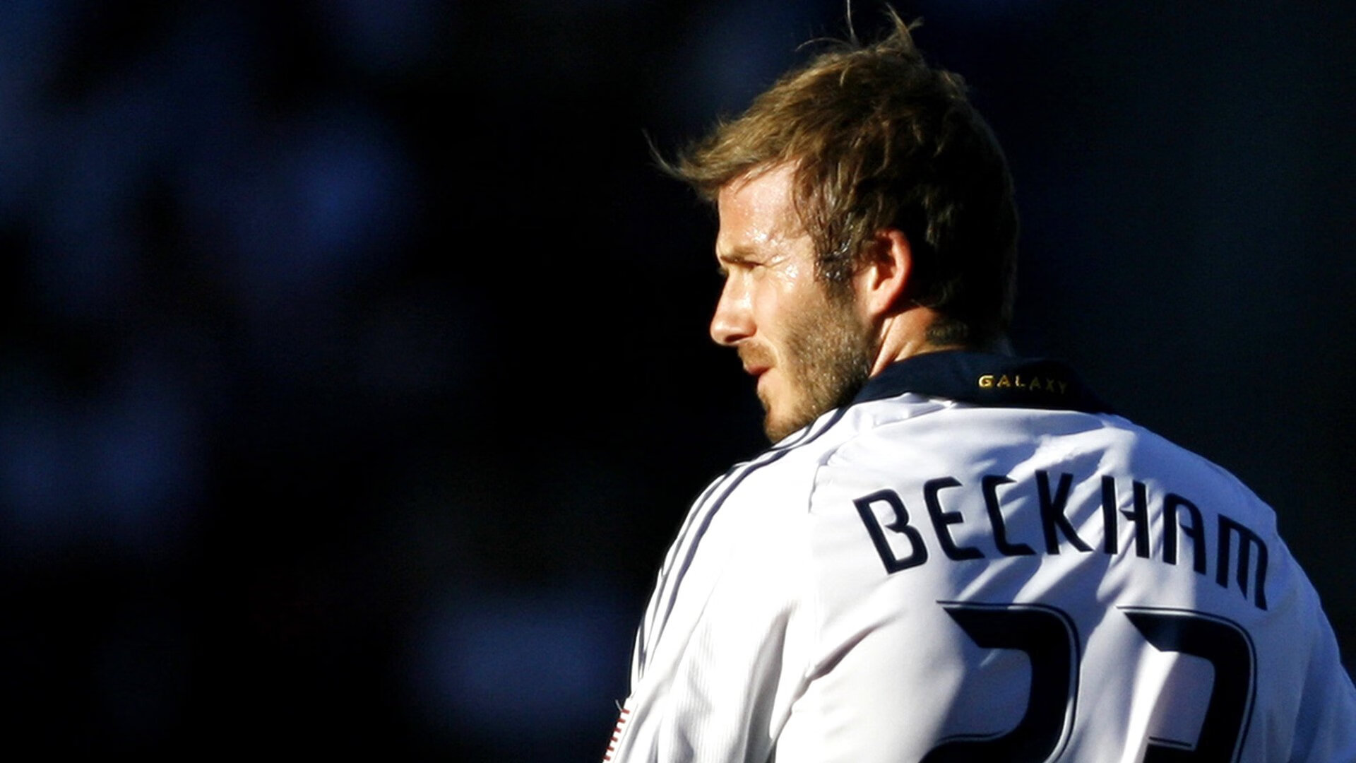 广州队勇夺胜利，球队掀起势不可挡风潮！，广州队球员表现